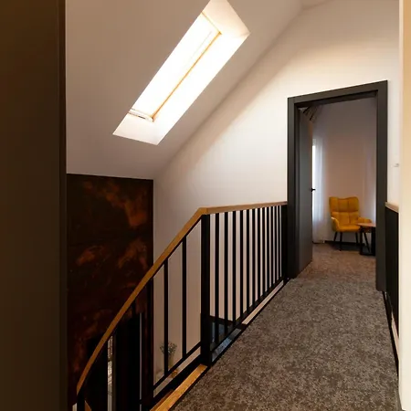 Caloroczne Pogodna Fala, Vakantiehuis