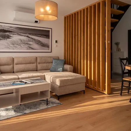 Semesterbostad Caloroczne Pogodna Fala, *