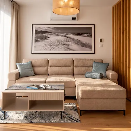 Caloroczne Pogodna Fala, Vakantiehuis